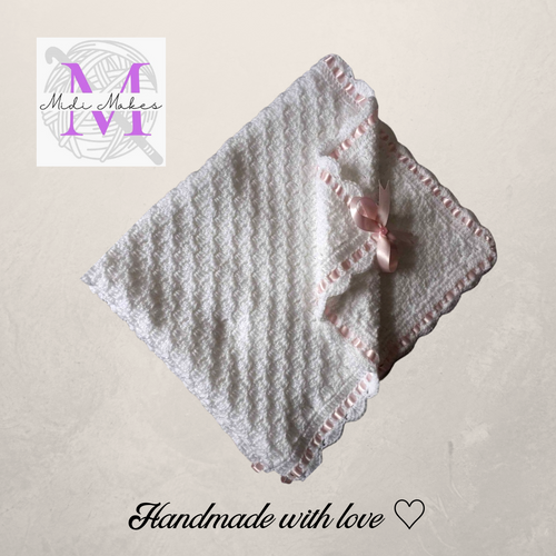 C2C Crocheted Baby Blanket white and pink